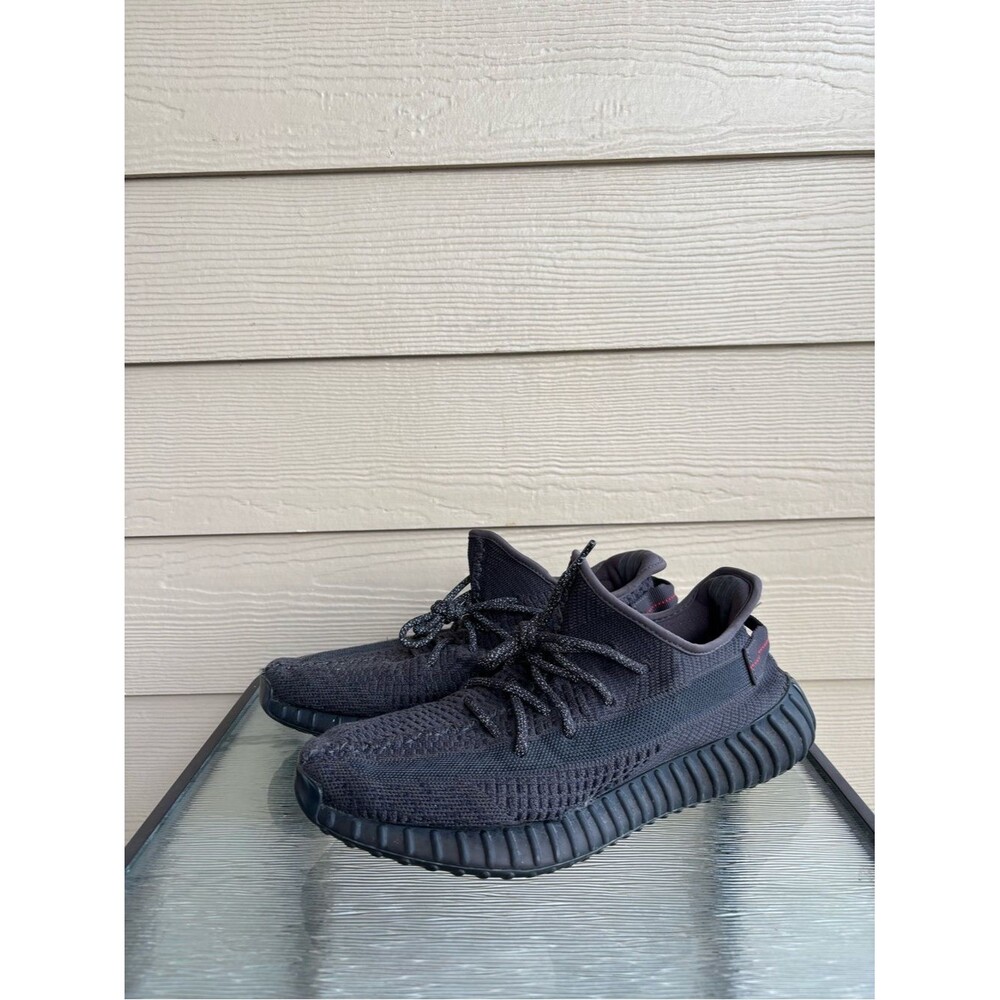 Kanye West Adidas Yeezy Black Knit Low-Top Athletic Sneakers